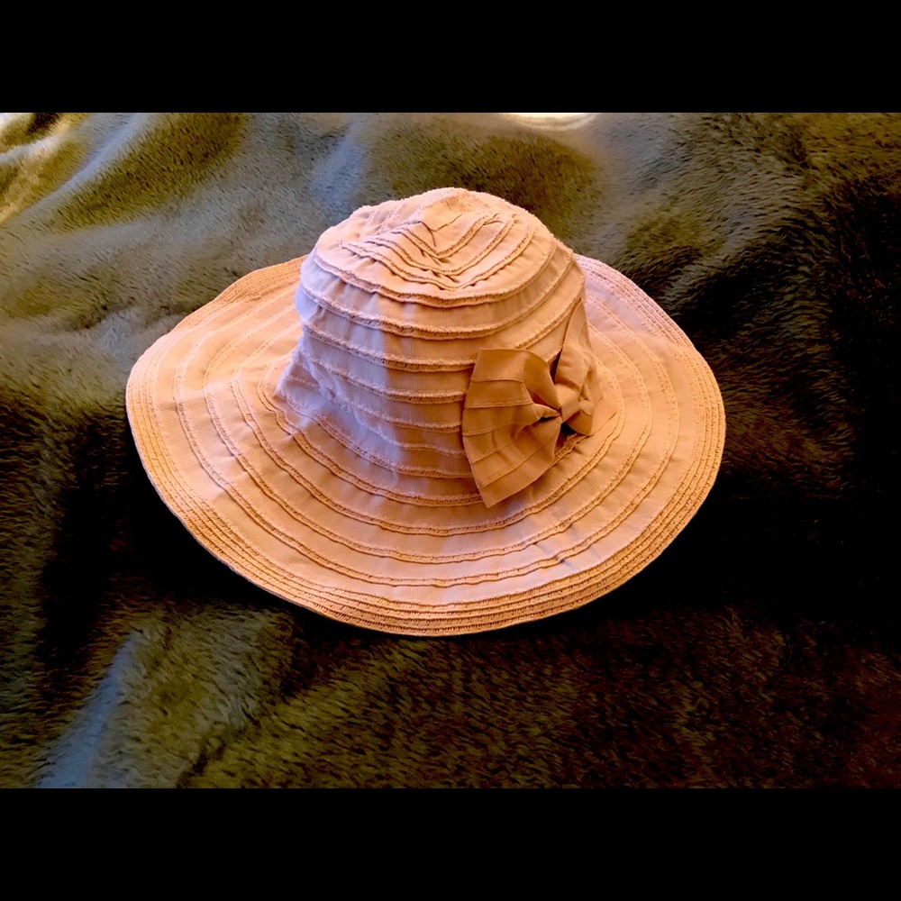 Hat - Picture 3 of 4